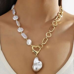 Luxurious Baroque Style Lab Pearl Pendant Necklace